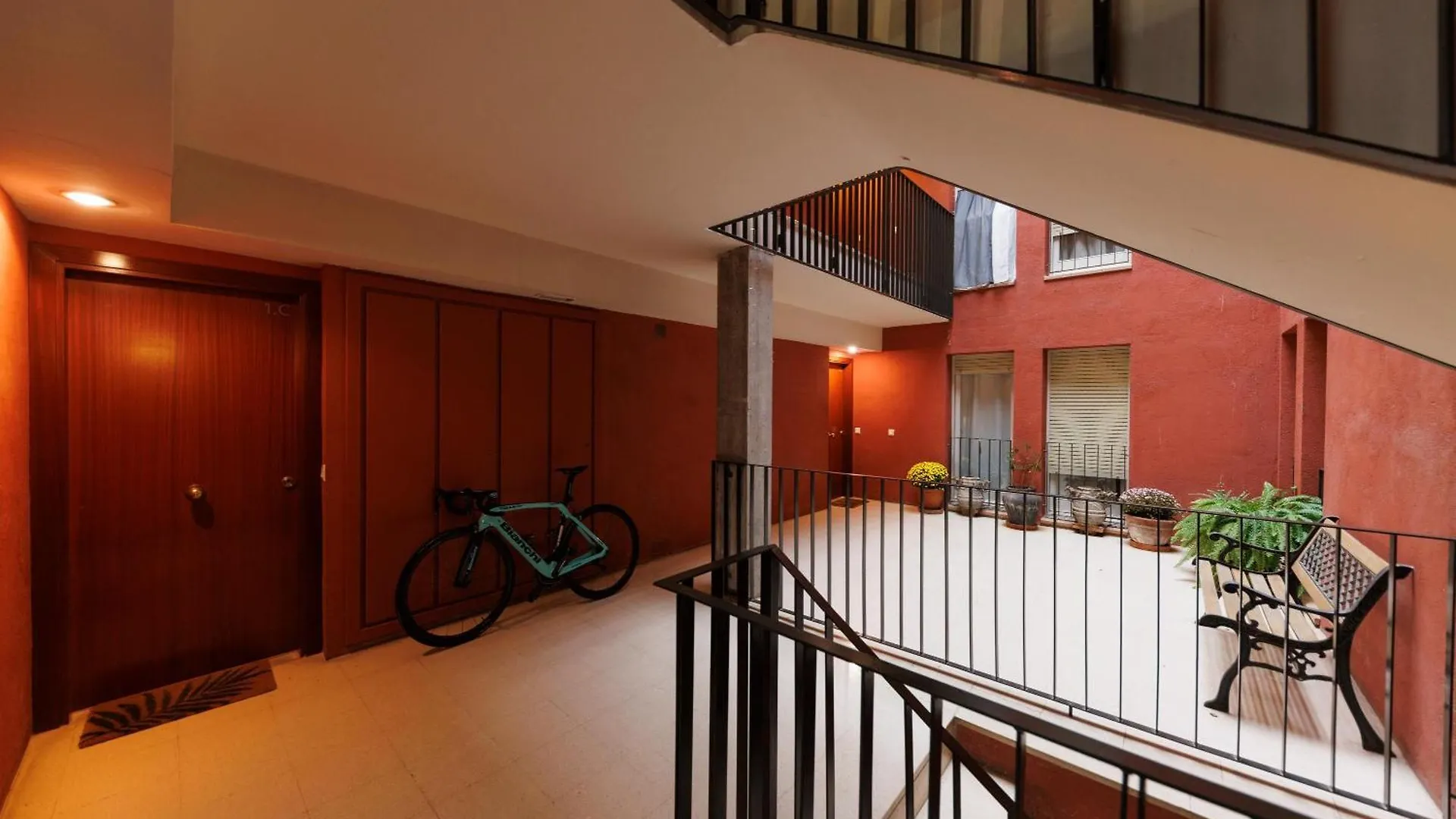 Bravissimo Pou Rodo, 2-Bedroom And Bike Friendly Girona Spain